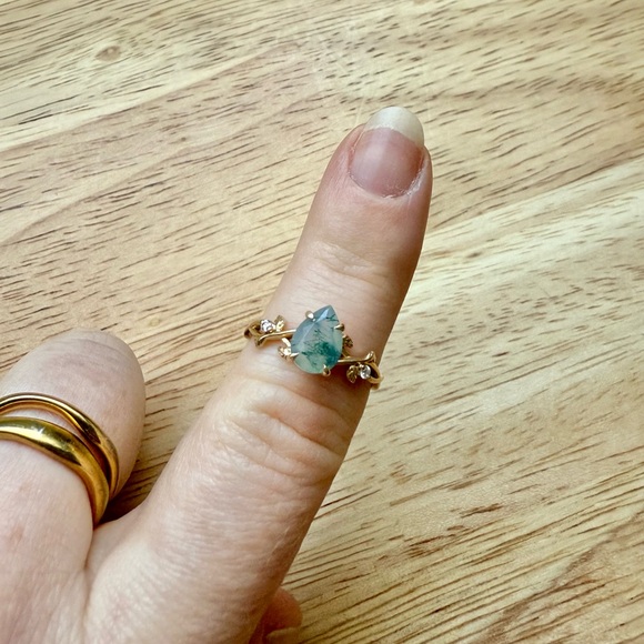 14K Gold Vine Ring with Moss Agate Gemstone and Moissanite - Picture 7 of 12